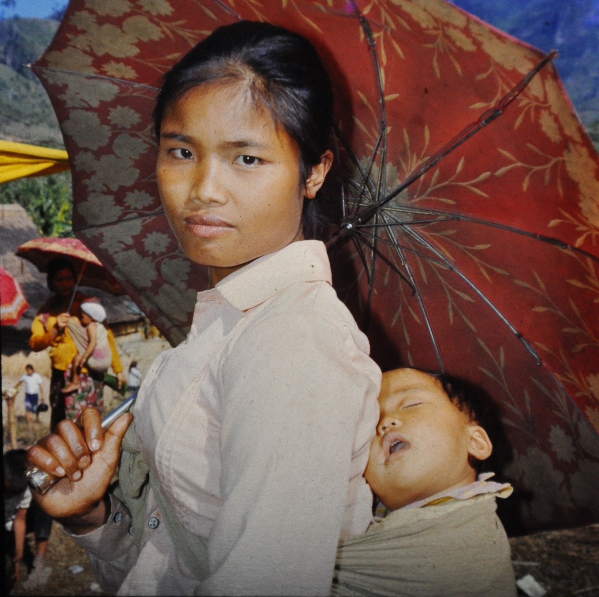 Lao refugee lady with child