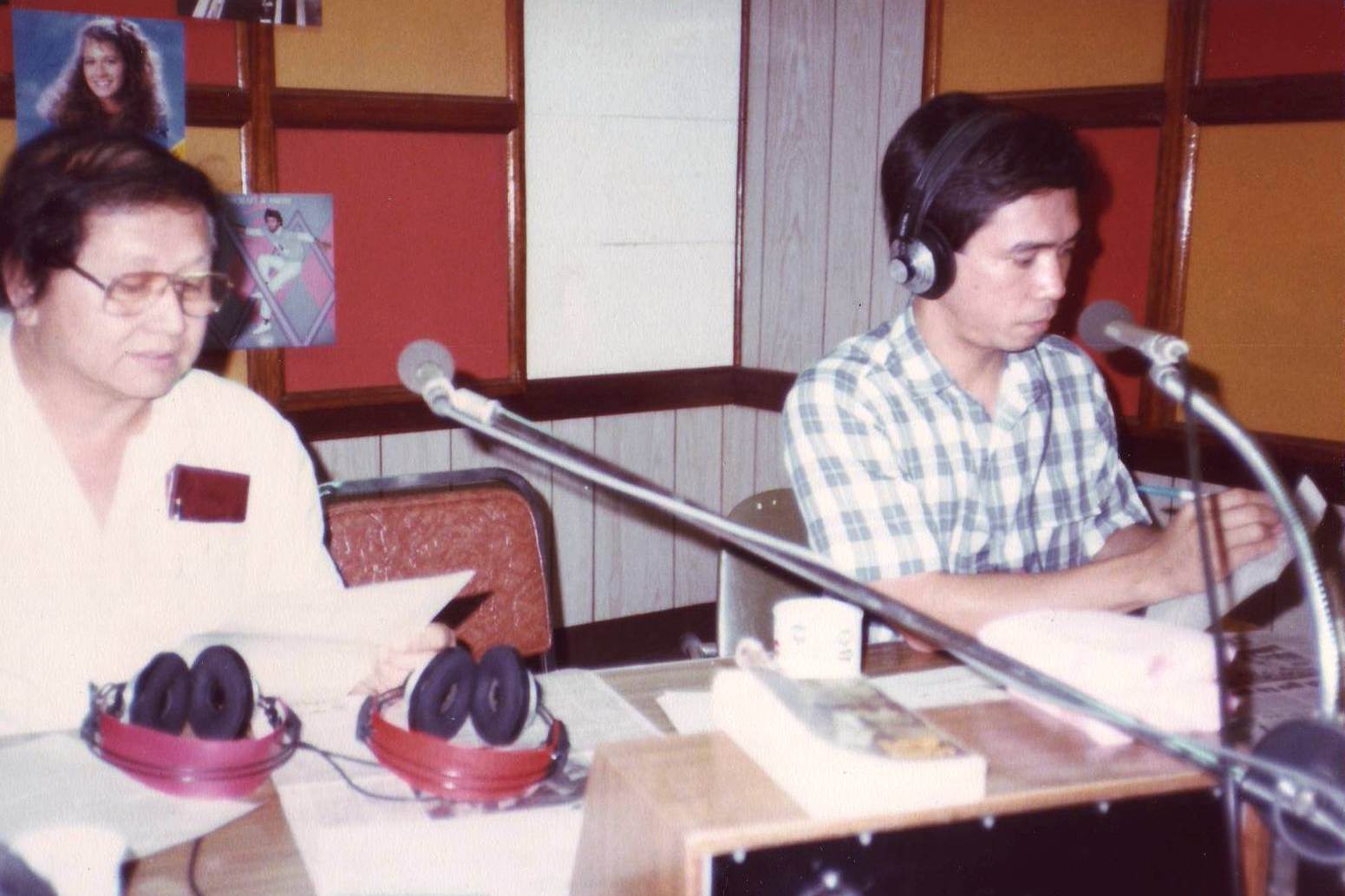Processo Marcelo and Efren Pallorina manage a phone-in program during the elections